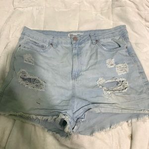light wash jean shorts